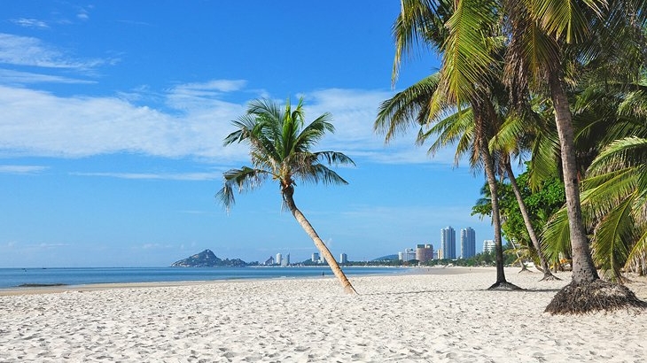 La plage de Hua Hin